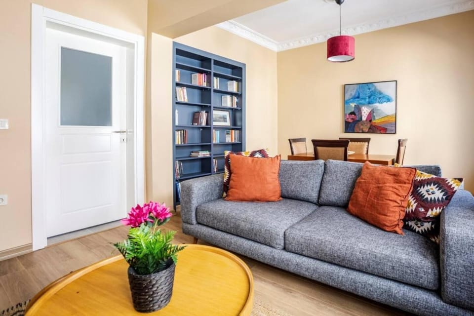Charming New 1BD Home - Close to Shoreline! #395 Apartment in Istanbul