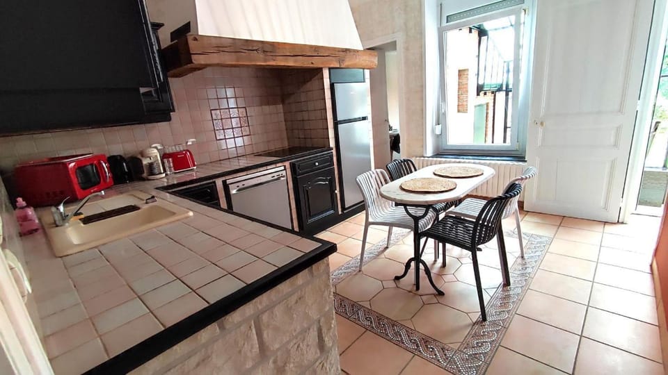 La maison du voyageur toquÉ Apartment in Grand Est