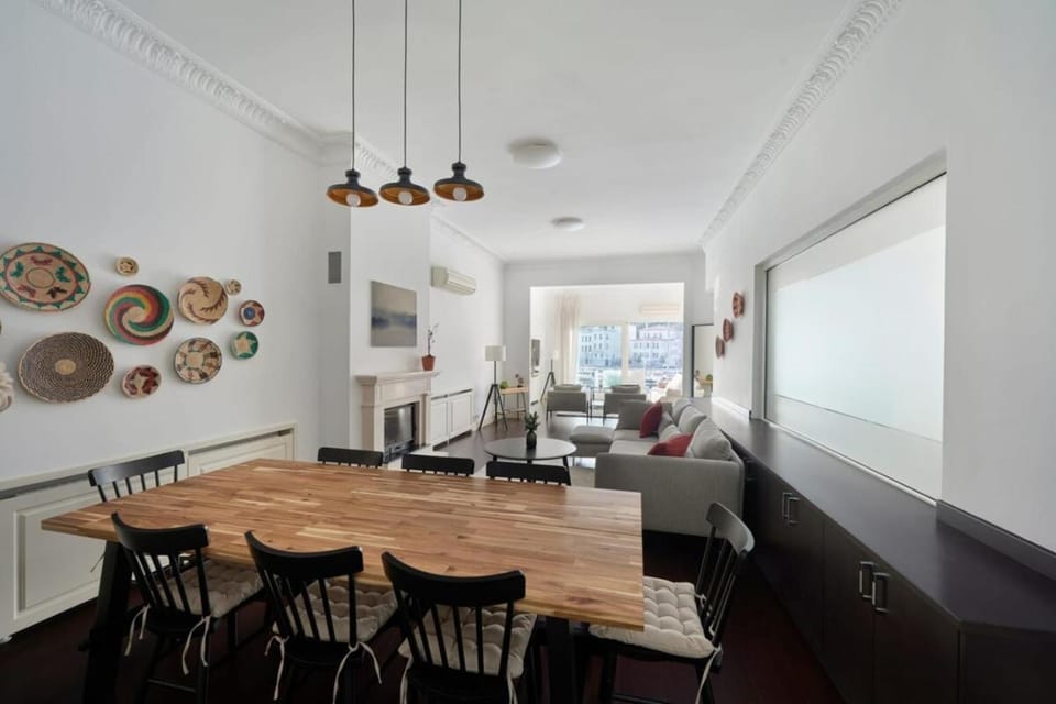 Gorgeous Bright 4bed Gem w ViewsBalcony! #115 Apartment in Istanbul