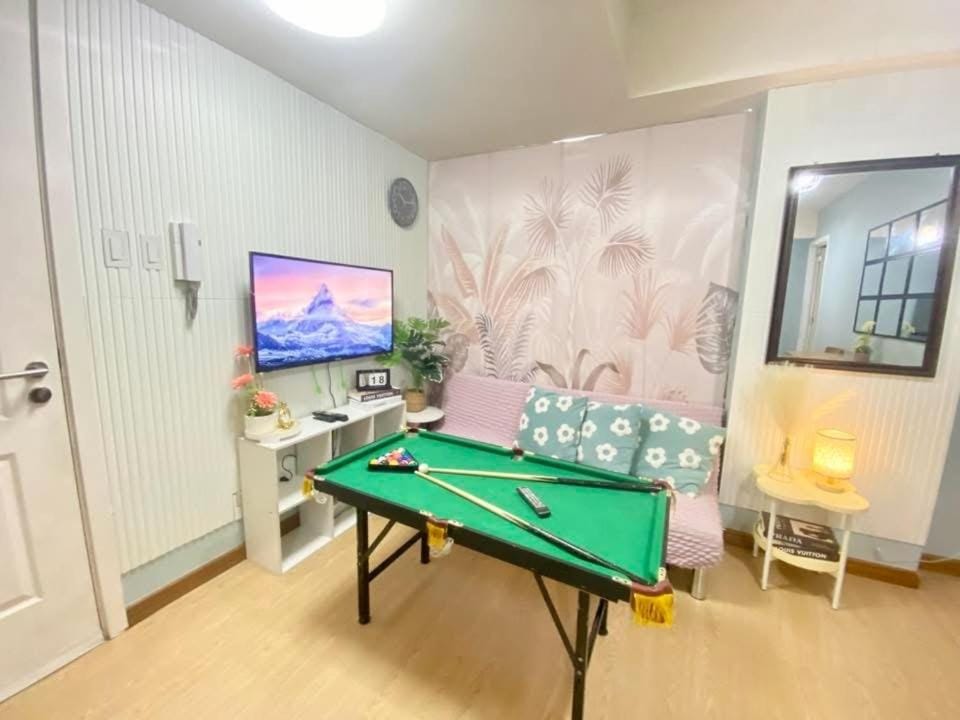 Leisure escape Azure staycation Apartment in Paranaque