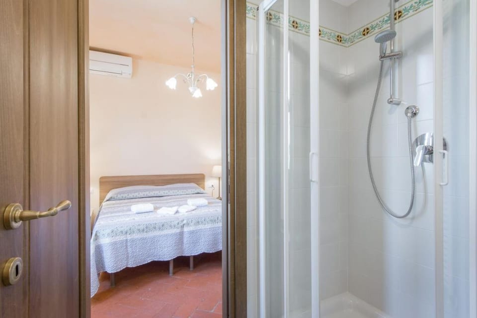 Shower, Bathroom, Bedroom