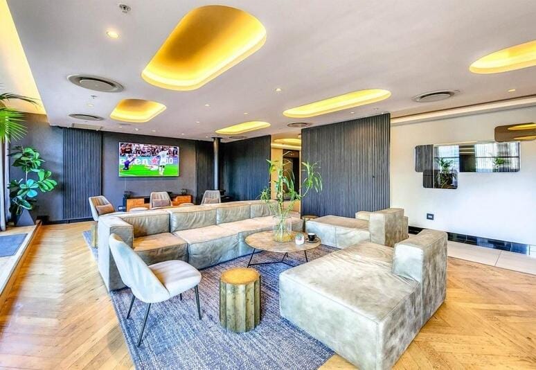 Executive Hotel Apartment at Oynx Apartment in Cape Town