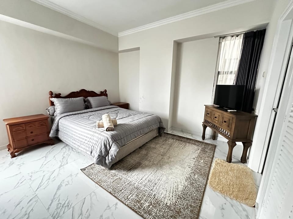Cozy 3BR sudirman tower next to mall lippo nusantara Apartment in South Jakarta City
