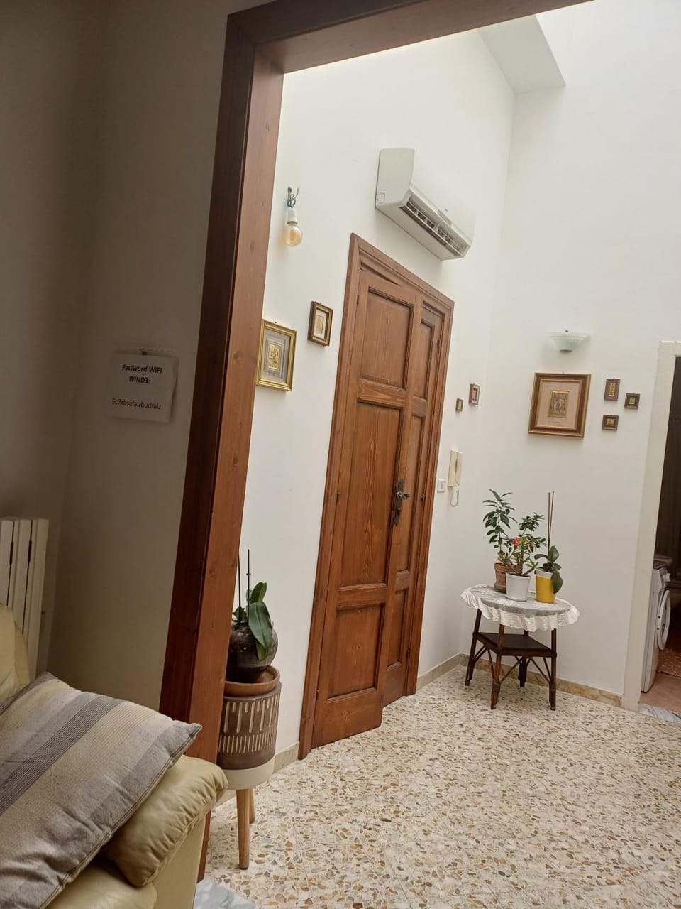 Seating area