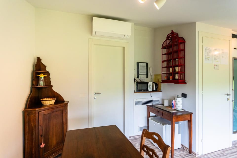 Dining area, air conditioner