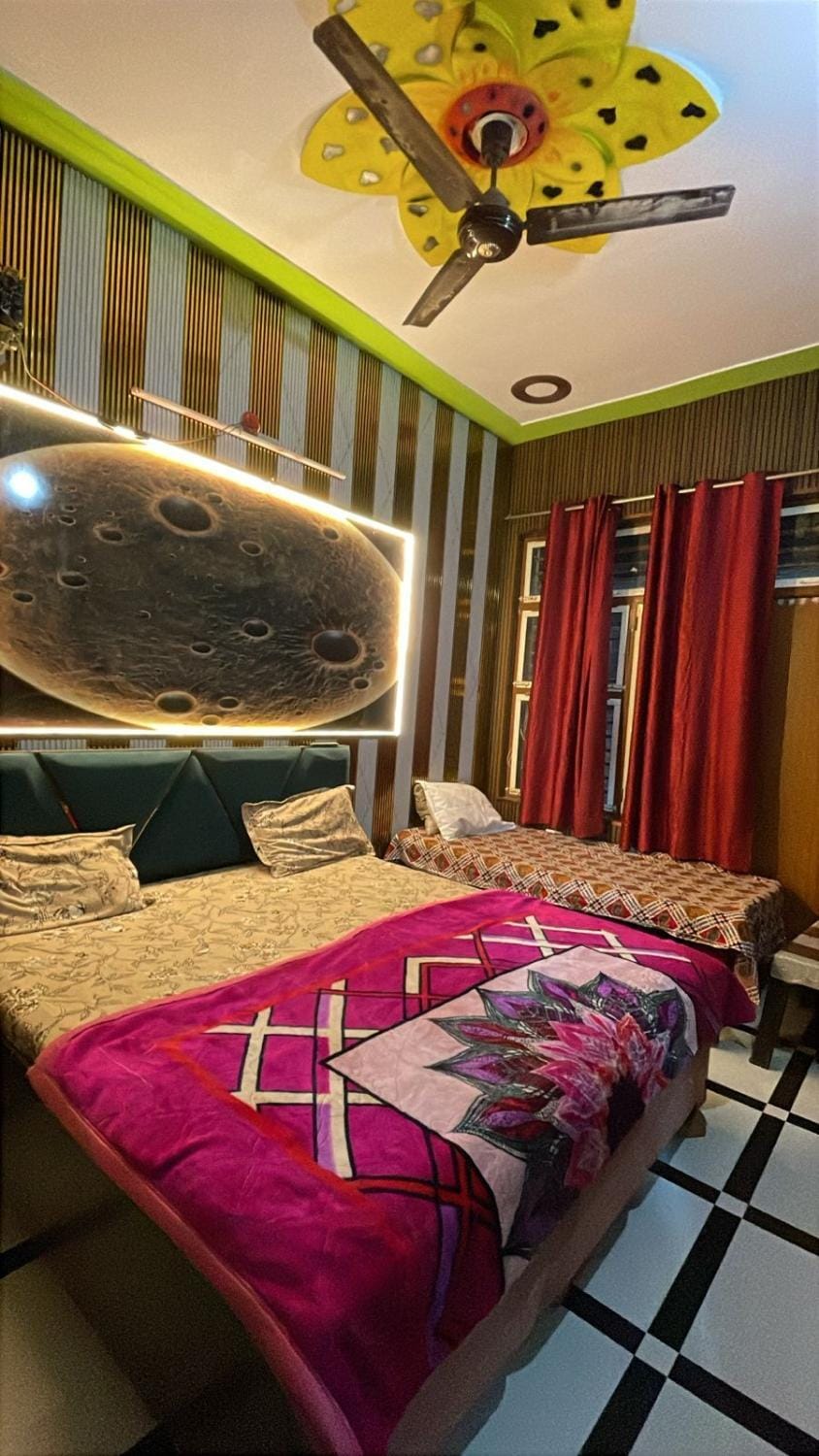 Govind dham Apartment in Uttar Pradesh