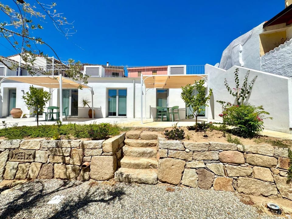 Property building, Garden, Garden view