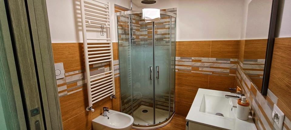 Shower, bidet, heating, heating