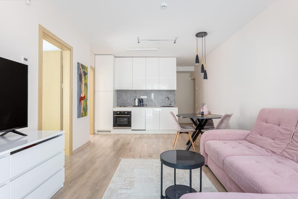 Kitchen or kitchenette, Living room, oven, kitchen