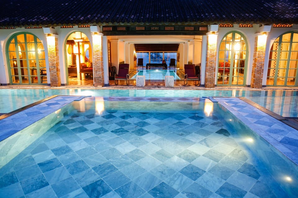 Swimming pool, Swimming pool
