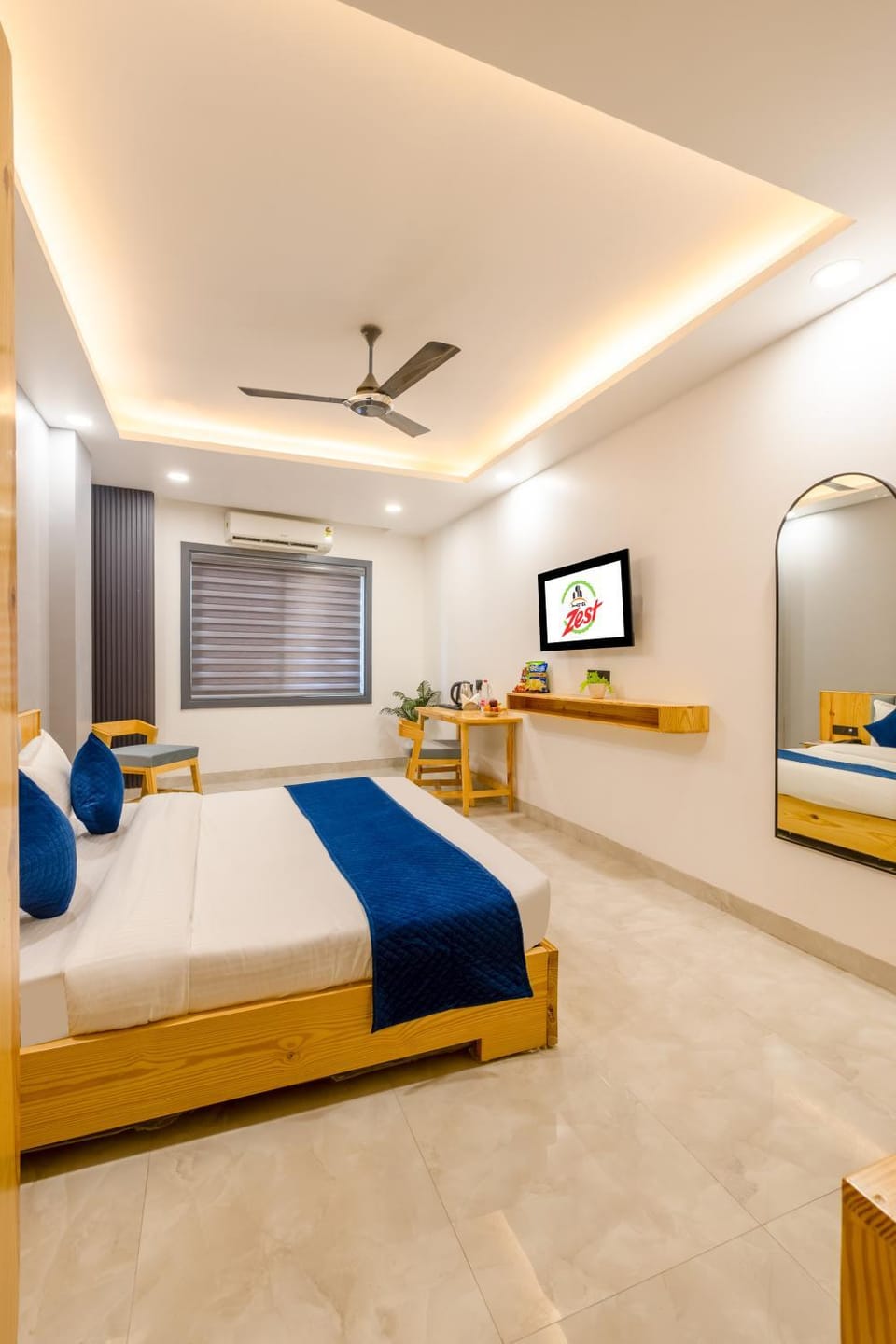 Bed, TV and multimedia, Photo of the whole room, Bedroom, Guests