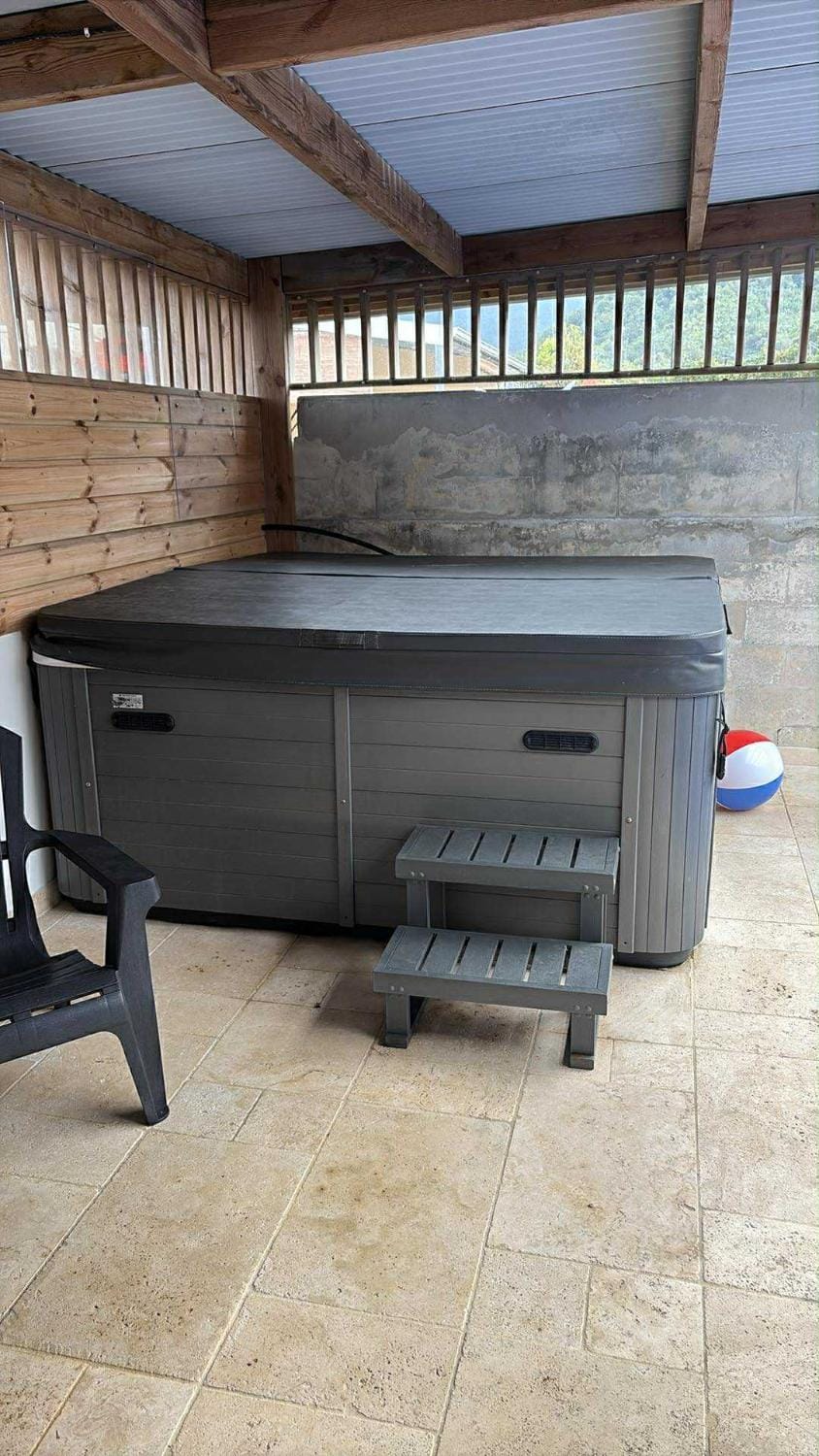 Hot Tub