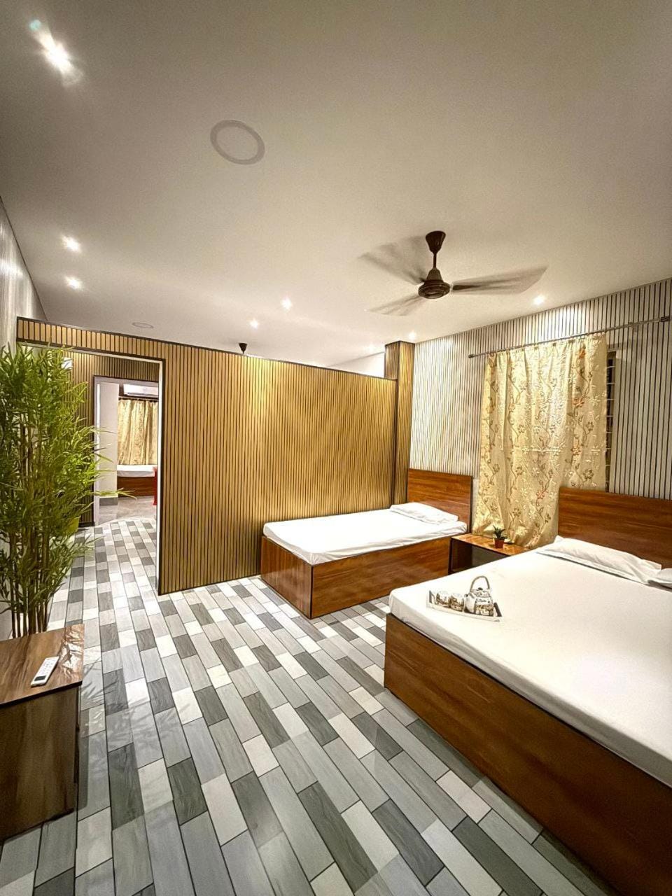 Tulip Inn - 3BHK-G AC Near Kamakhya Apartment in Bangladesh