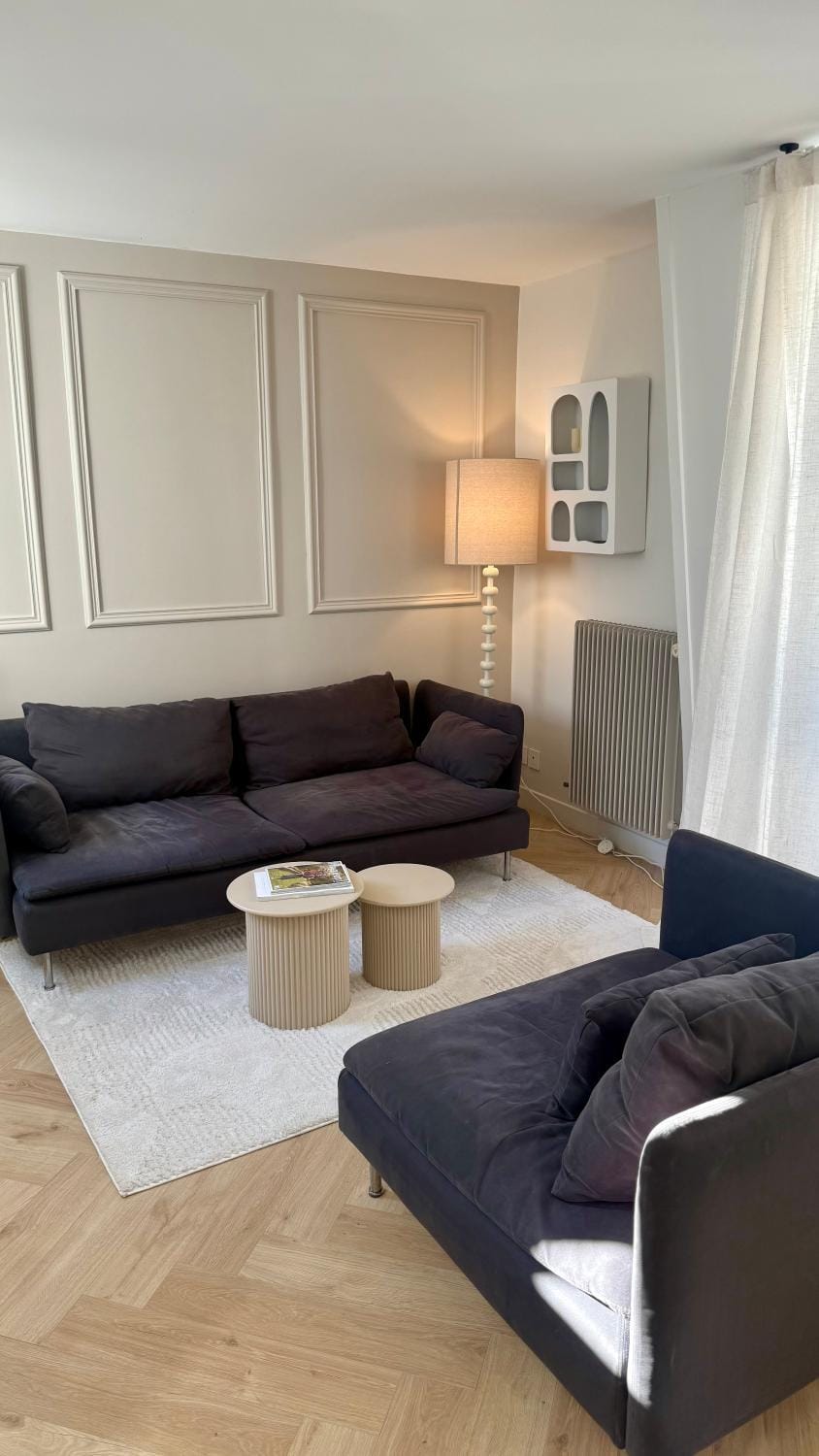 New Apprt 2 Rooms Tour Eiffel Apartment in Paris