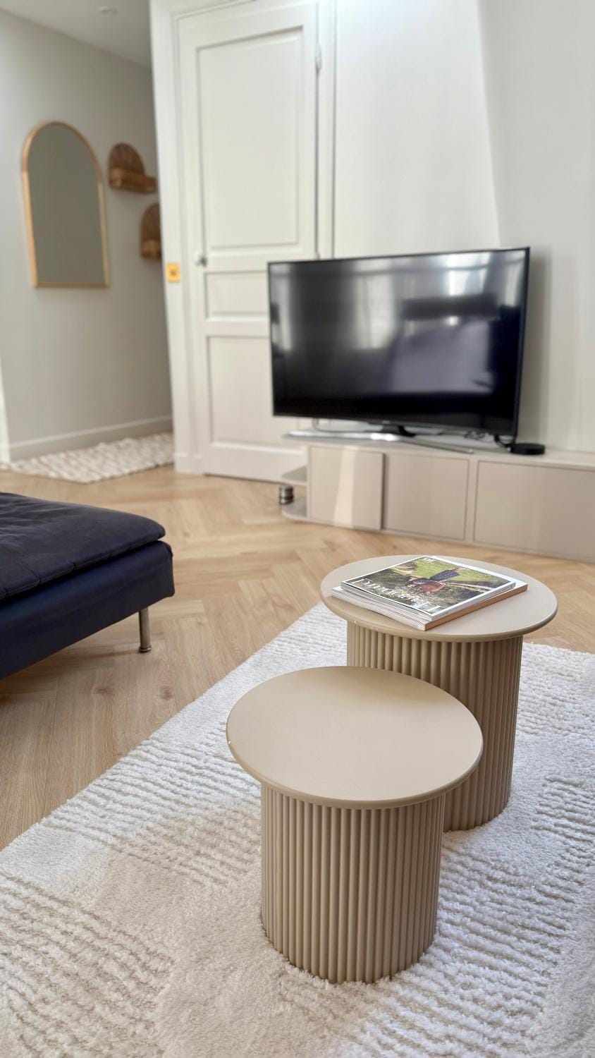 New Apprt 2 Rooms Tour Eiffel Apartment in Paris