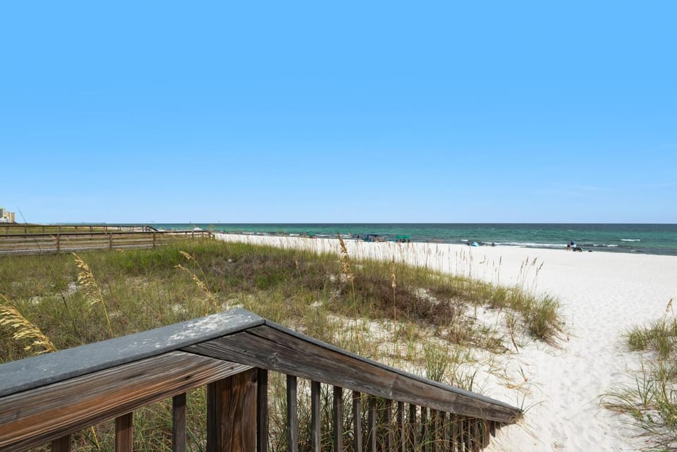 Southern Cross House in Pensacola Beach