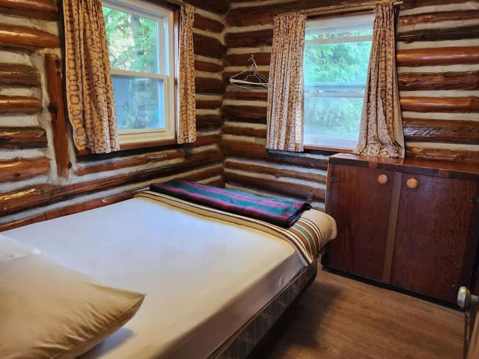 3-Bedroom Cottage #10 - Balsam Lake House in Kawartha Lakes