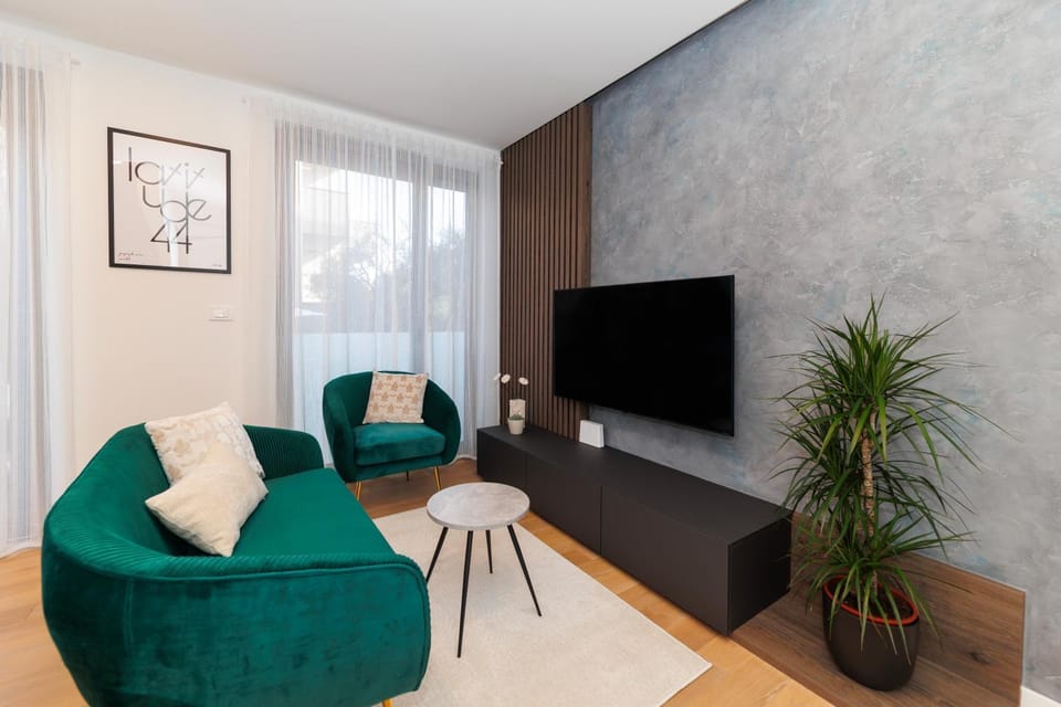 TV and multimedia, Living room