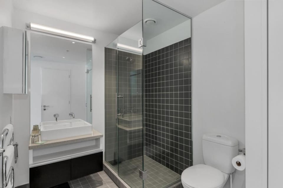 QV Stays Viaduct Sub Penthouse Apartment in Auckland