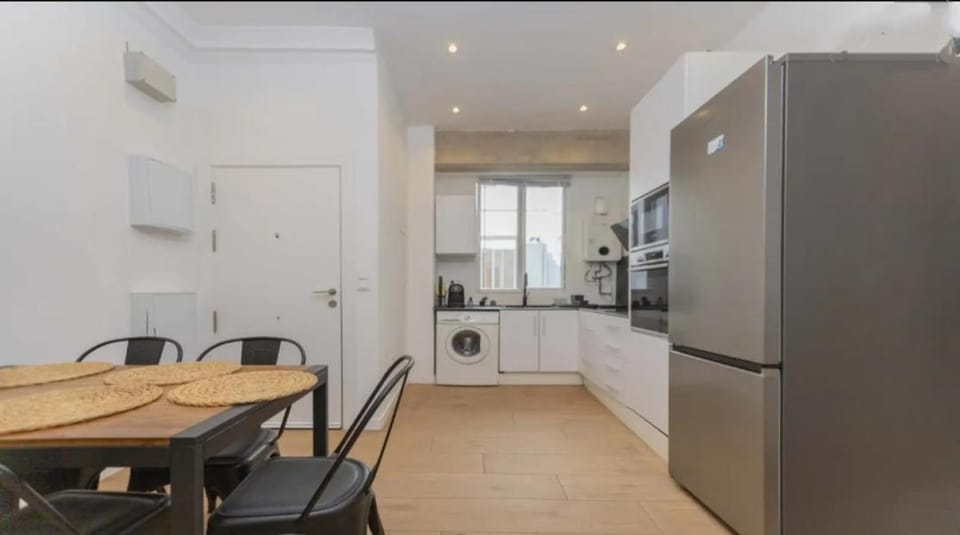 Private Room With Netflix & Wifi Vacation rental in Valencia