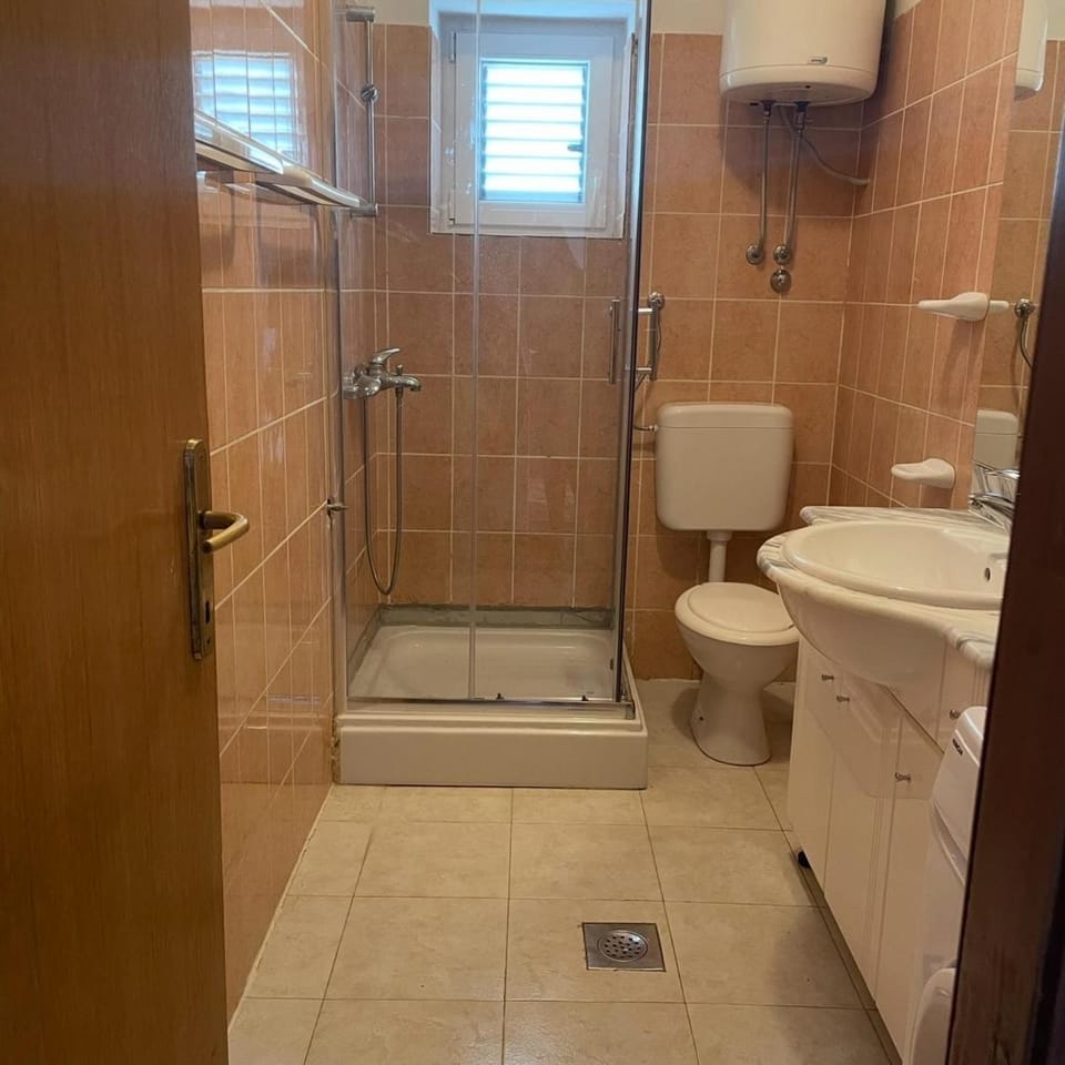 Apartments Goldie II Apartment in Lika-Senj County