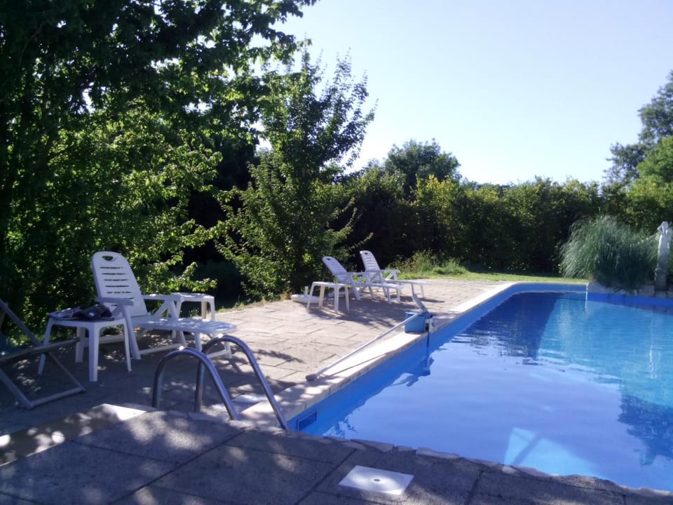 Le clos des Romarins Gîte Lavande House in Occitanie