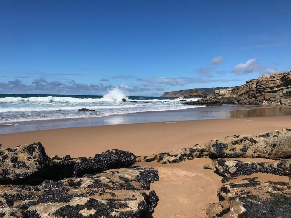 Family home 5min away from Guincho Beach House in Cascais
