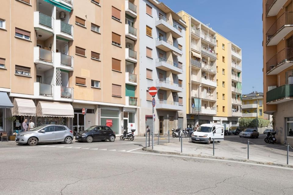 Burlo Garofalo Elegant Apartment Near Hospital Apartment in Trieste