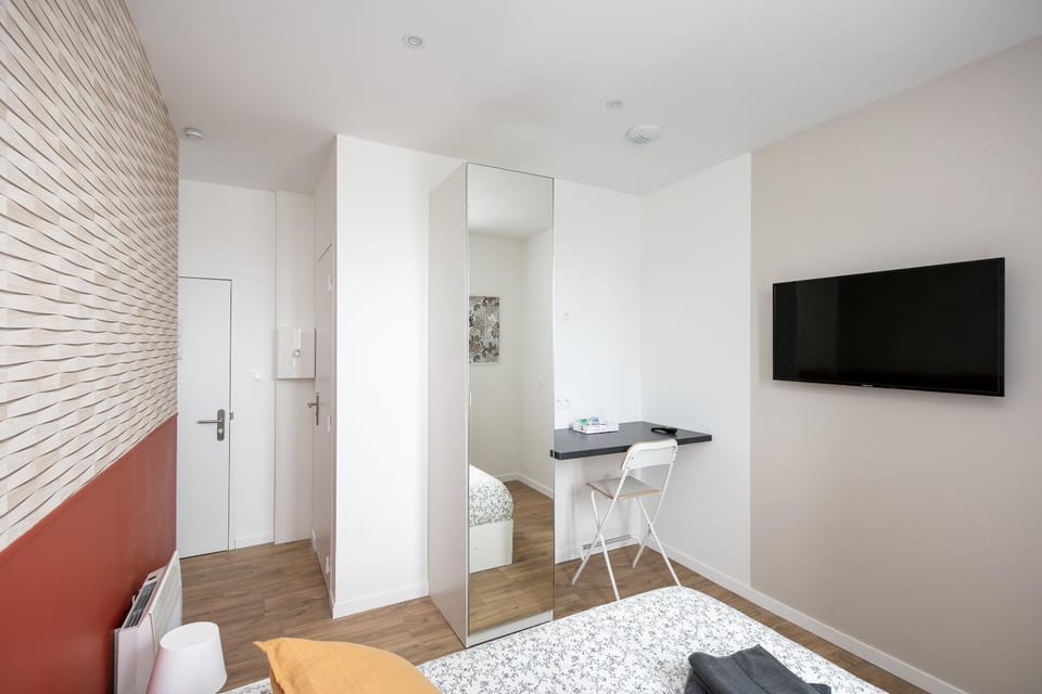 Chambre indépendante Genois Apartment in Brest