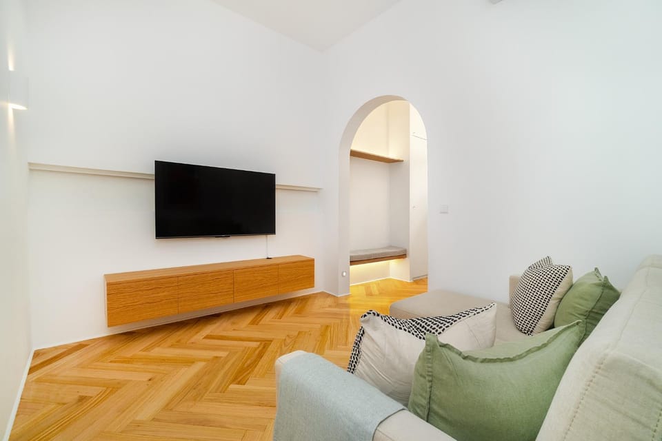 TV and multimedia, Living room