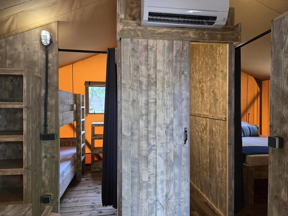 Camping Costa Dorada Tienda safari Aura House in Maresme