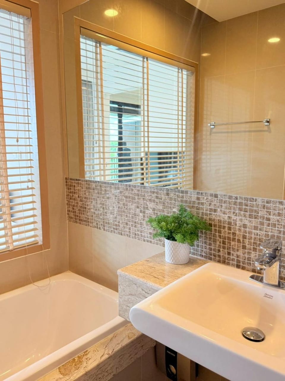 Bathroom, Bath