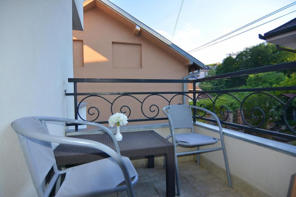 Cvetni konaci-Lenka Apartment hotel in Serbia