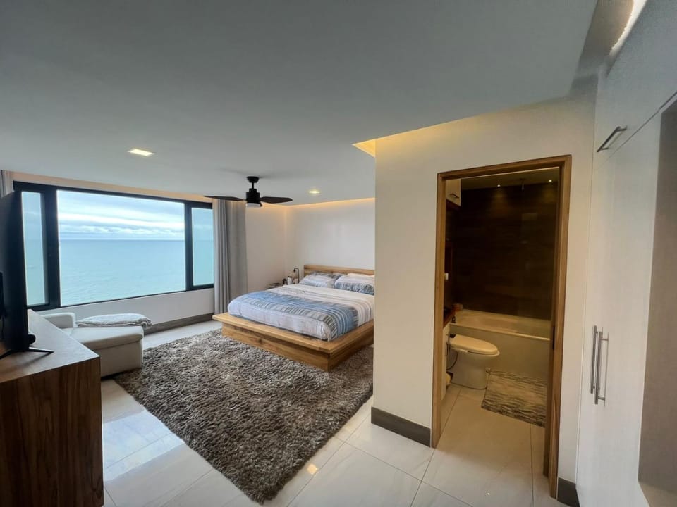 Bedroom, Sea view