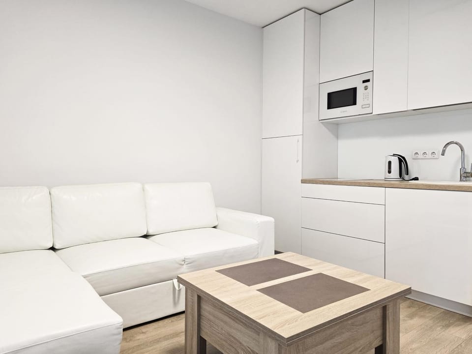 Kitchen or kitchenette, Seating area