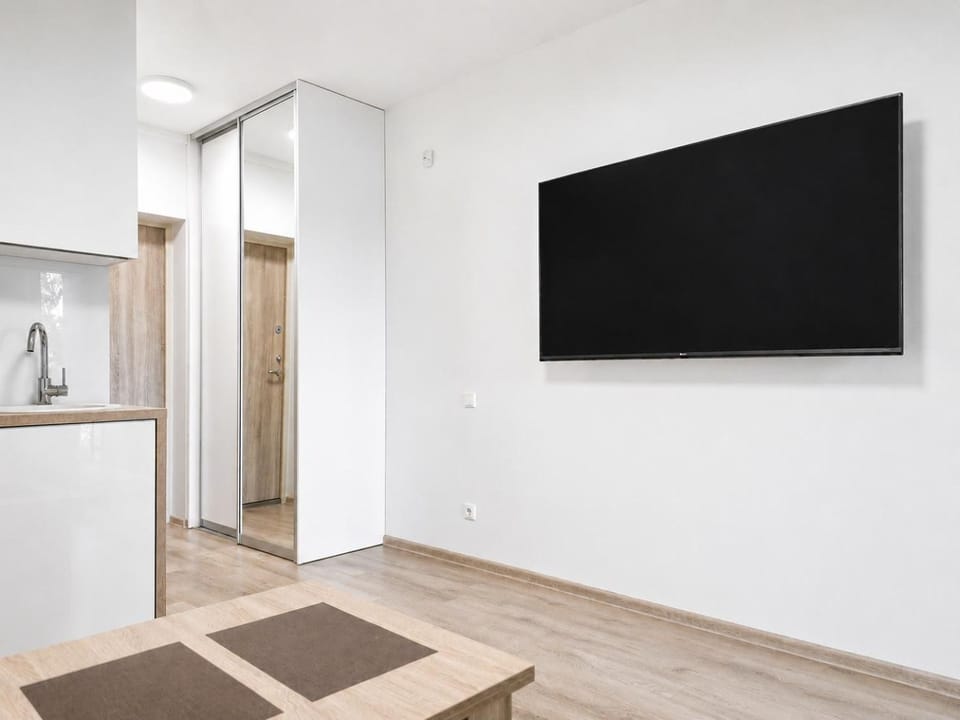 Communal lounge/ TV room, TV and multimedia, Kitchen or kitchenette