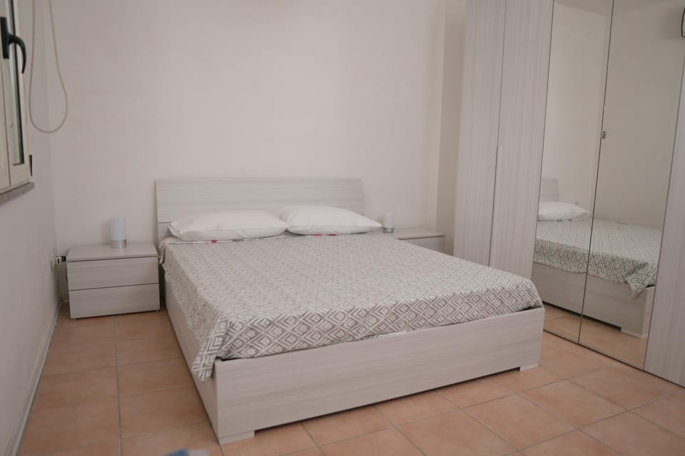 Bed, wardrobe