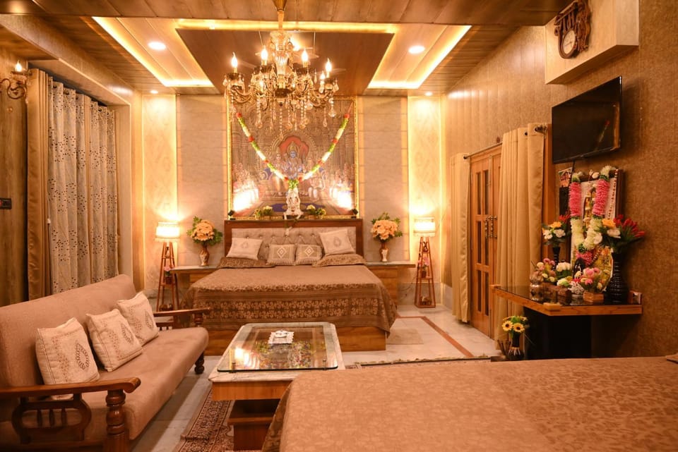 Facade/entrance, Bedroom