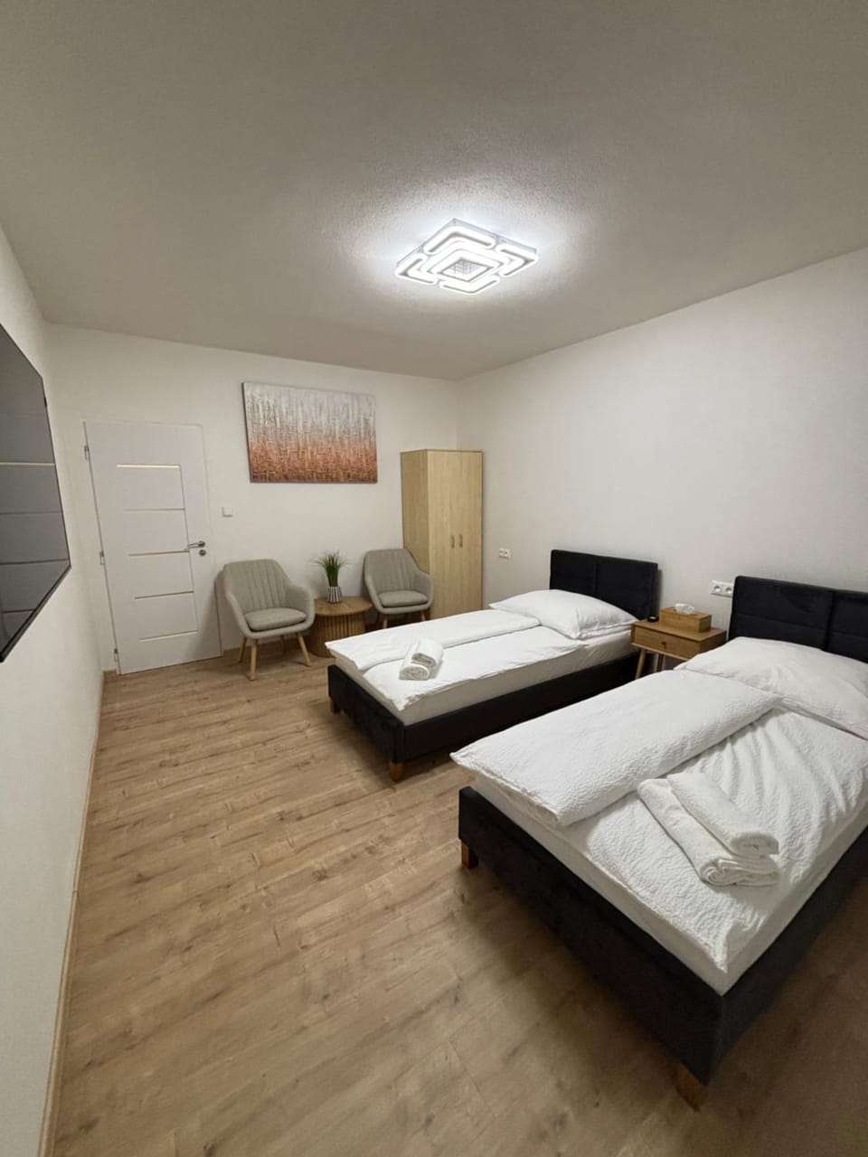 View (from property/room), Other, Photo of the whole room, furniture, towels