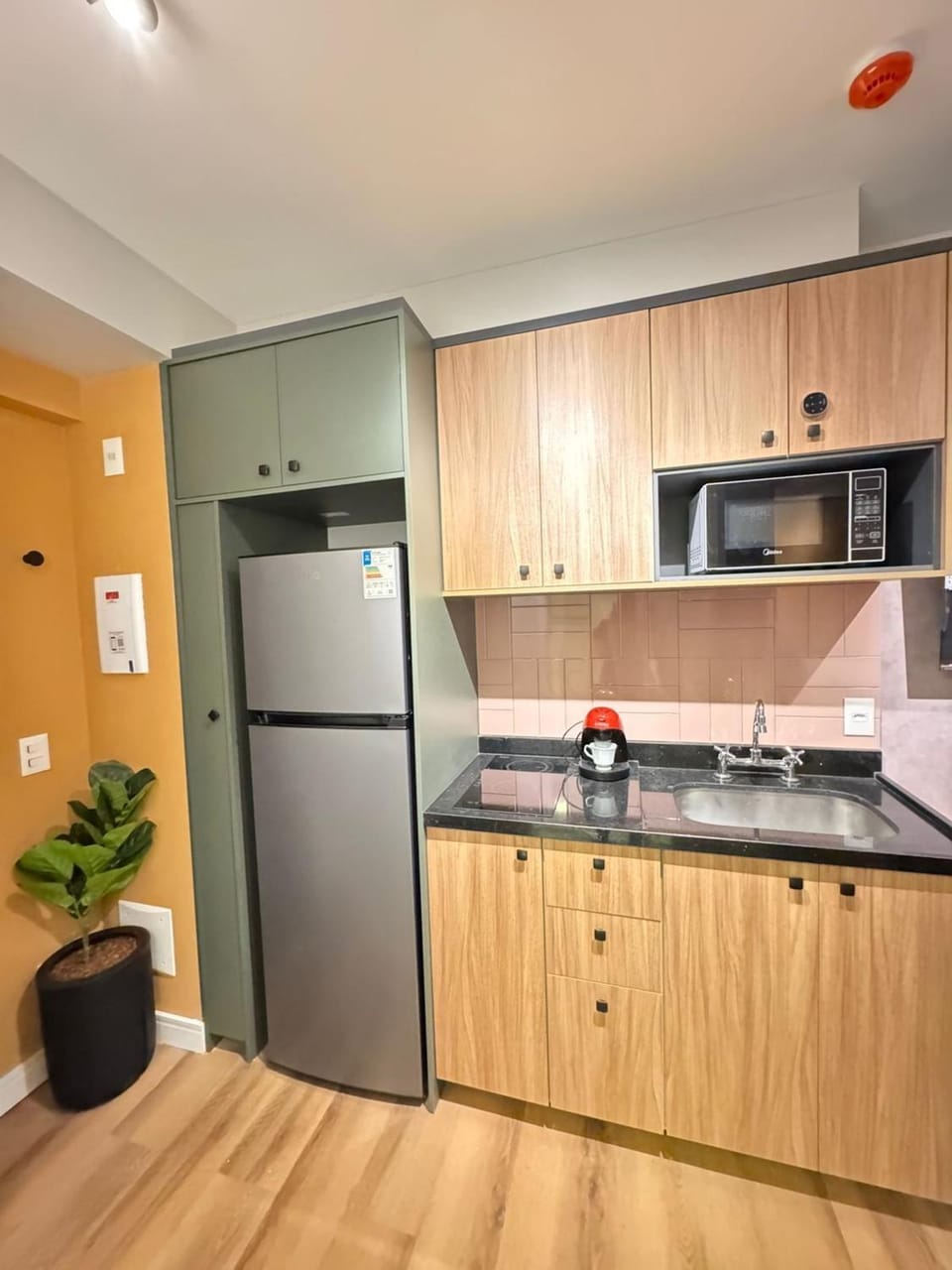 603 Studio em Moema | com A\C e Wi-Fi Apartment in Sao Paulo City