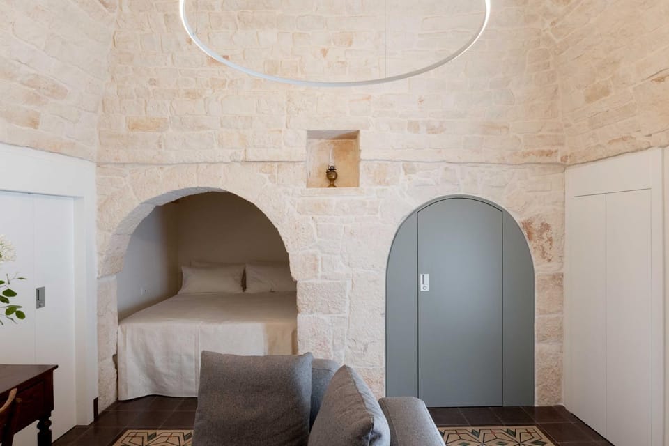 Living room, Seating area, Bedroom