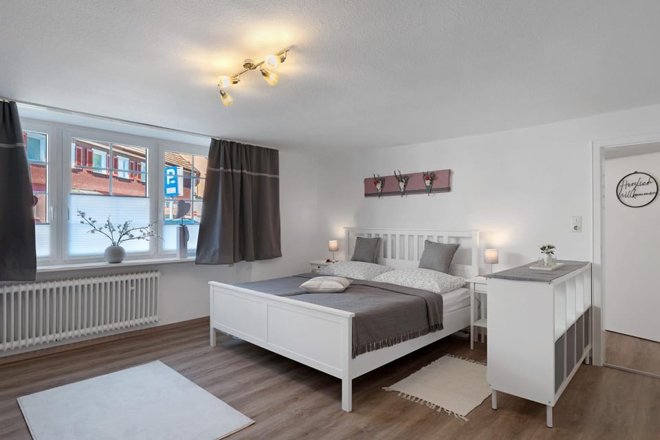 Living room, Bedroom