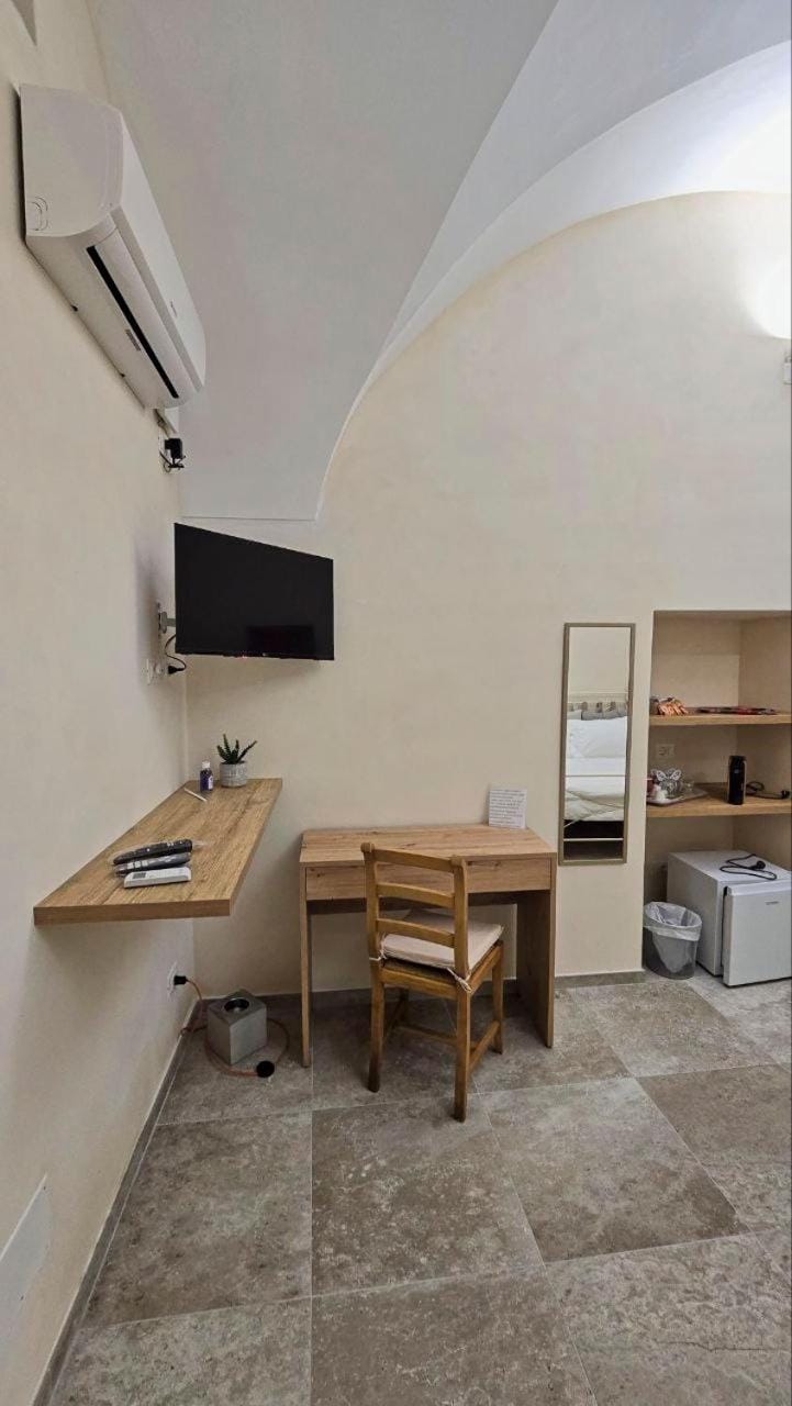 TV and multimedia, minibar, air conditioner