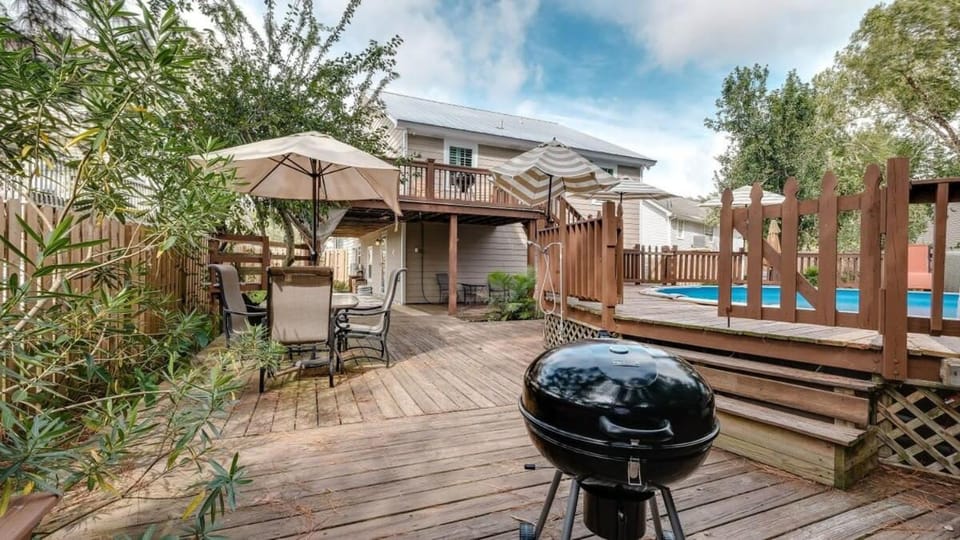 Patio, BBQ facilities