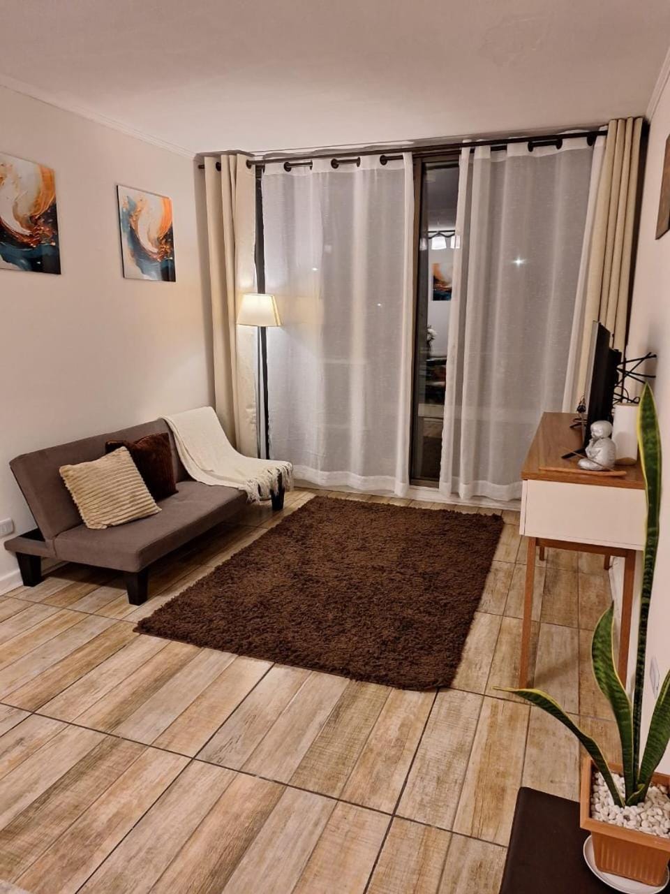 TV and multimedia, Photo of the whole room