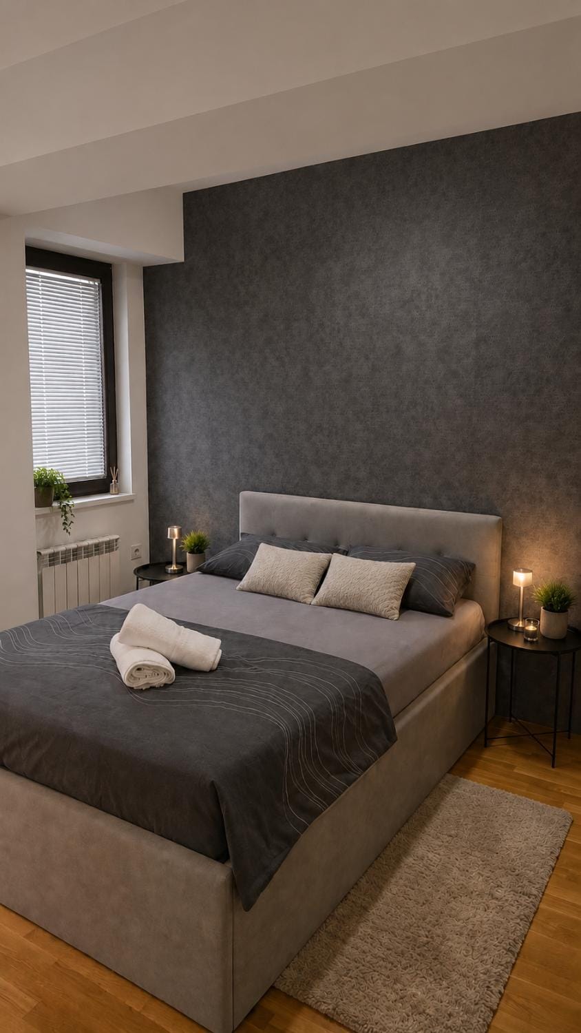 Bed, Bedroom, towels