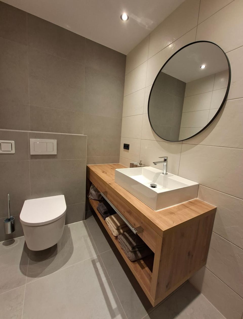 Toilet, Bathroom
