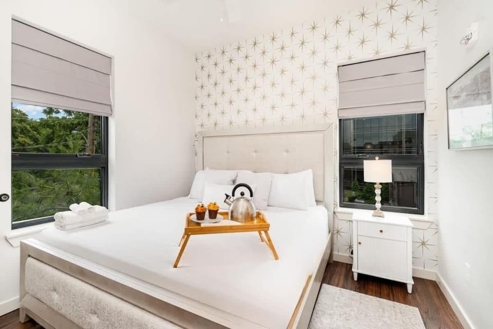 Harmony Outpost-Pool & Gym-4 Mins To Broadway House in Music Row