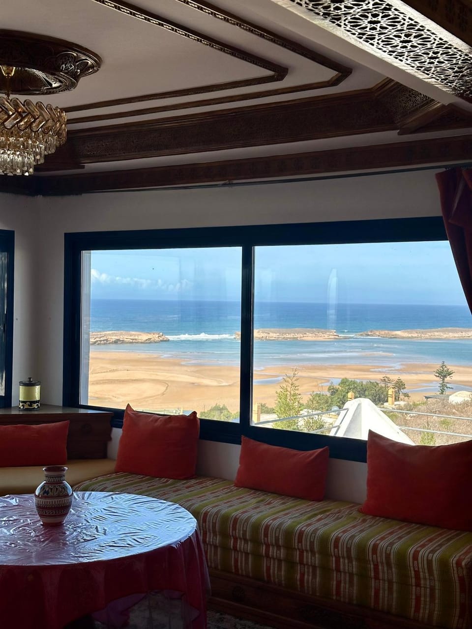 Le grand château Vue sur Mer uniquement les familles Apartment in Casablanca-Settat