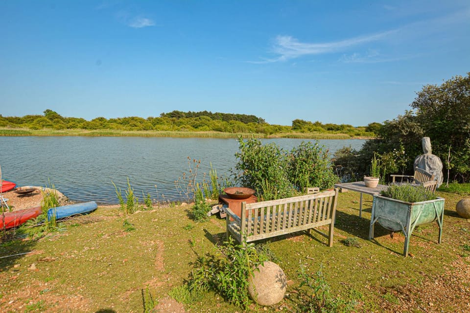 beautiful eco-beach house next to bird reserve House in England